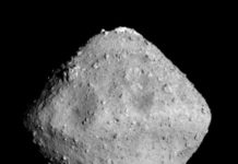 Japansk sond framme vid asteroiden Ryugu