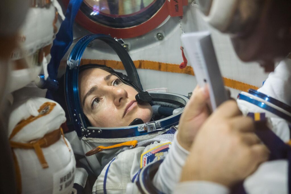 Jessica Meir. Foto: NASA/Victor Zelentsov