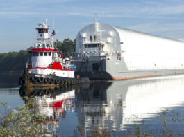 Nyfödd neutronstjärna bogserades ut i rymden
