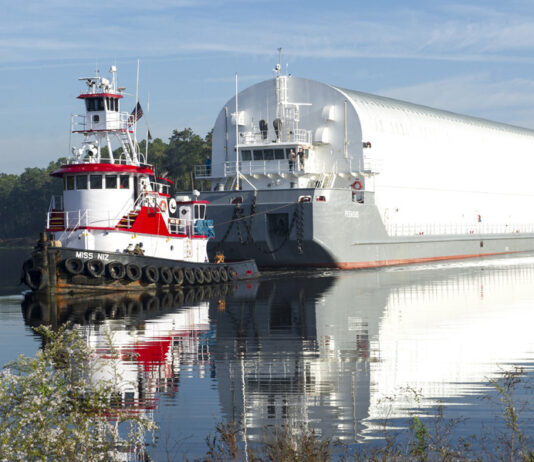 Nyfödd neutronstjärna bogserades ut i rymden