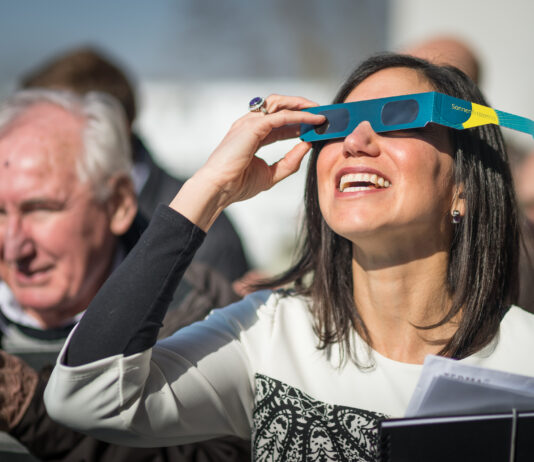 Dubbelt himmelskådespel – solförmörkelse och meteorskur samma dag